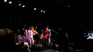 Krista Solars fiddlin'