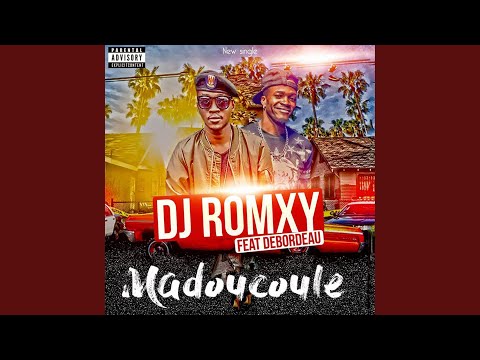 Madoucoulé feat Debordo Leekunfa