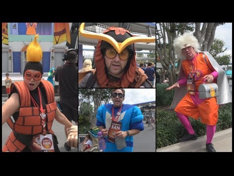 Super "Super" Fan Cosplayers - Incredible Tomorrowland Expo - Screech Void Brick Reflux & Crush Hour