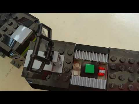 How I turn the Lego express train on/off