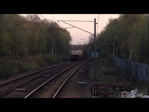 (HD) DRS 20304+20302 arrive and depart Euxton Balshaw Lane on 6K73 15th April 2014