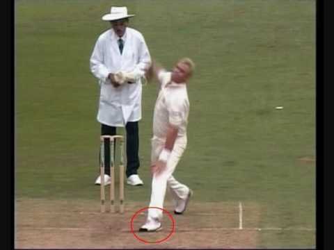 leg spin run up & delivery with markings