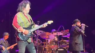 Toto - Waiting for your love (live @Ziggo Dome in Amsterdam NL) 15 July 2022