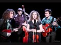 Curly Strings - Kauges külas 