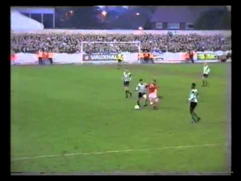 Bromsgrove Rovers 1-2 Barnsley - FA Cup Round 3 - January 8th 1994 (Second Half)