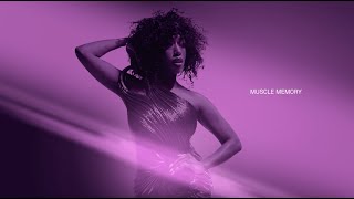Musik-Video-Miniaturansicht zu Muscle Memory Songtext von KAMILLE