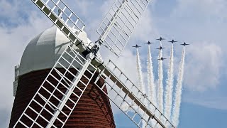 🇬🇧 The Red Arrows Flying Over Halnaker Windmill at Goodwood FOS
