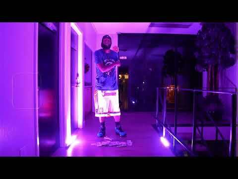 Wavy Kamp Fee Music Video