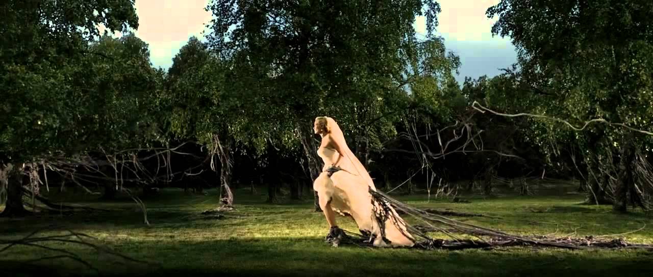 MELANCHOLIA Opening sequence