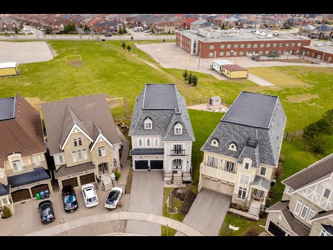 5229 Adobe Court, Mississauga Home for Sale - Real Estate Properties for Sale