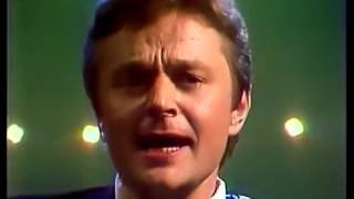 Music video thumbnail preview for Ivo Linna ja Apelsin   Viis viimast 1979 by Apelsin