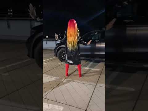 Katrin Vogelova KATJA KRASAVICE - ICH SEH (Official Music Video)