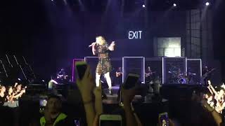 Sottovoce - Essere qui Tour - Pala Alpitour - Emma