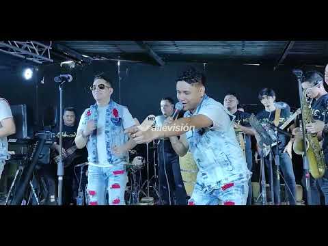 La Gran Banda 🇭🇳Live Popurri Juan Gabriel