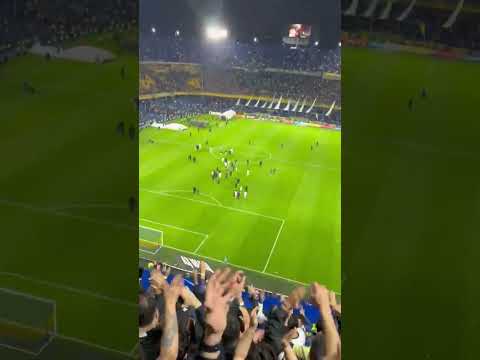 "Hinchada de Vasco da Gama copando La Bombonera vs Boca Juniors" Barra: Guerreiros do Almirante &bull; Club: Vasco da Gama &bull; País: Brasil