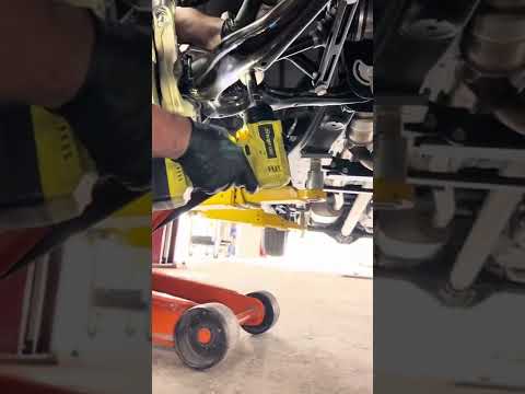 2022 Chevy Silverado ReadyLift Leveling Kit Installation!!!!🔥🔥🔥 #shorts