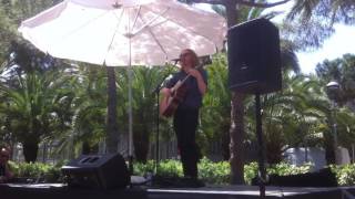 Halldor Mar / fragmento de &#39;Stranger in My Own Town&#39;