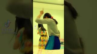 Download lagu Tik Tok Hot virall , kelihatan CD nya mp3 Download lagu Tik Tok Hot virall , kelihatan CD nya mp3