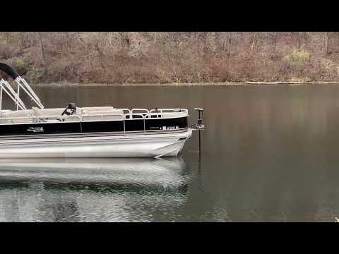ToonBoss trolling Motor quick release mount for pontoons