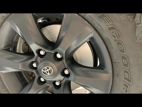BEST VALUE BRAKES and HOW to REPLACE PADS & ROTORS Hilux Left side Quick one N70 Kun26r