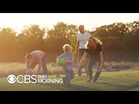 Midterm candidates offer ads with intimate messages