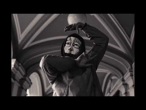 Video thumbnail for Влюбилась и понеслось (She fell in love and all hell broke loose)