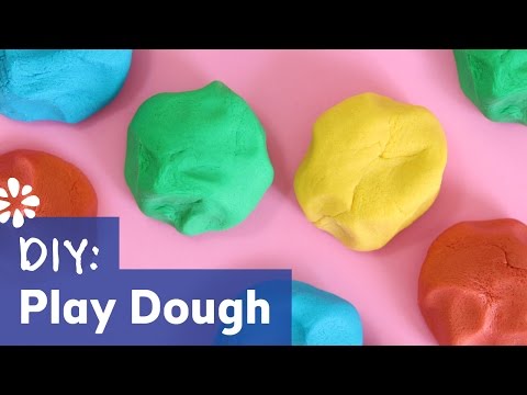 Screenshot of video: Make Playdough with 3 ingredients and no cooking