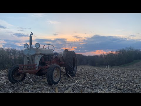 Thumbnail for 1947 ford 8N engine rebuild, pulling off the engine.
