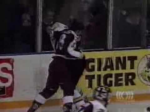 Craig Cescon vs Chris Stewart
