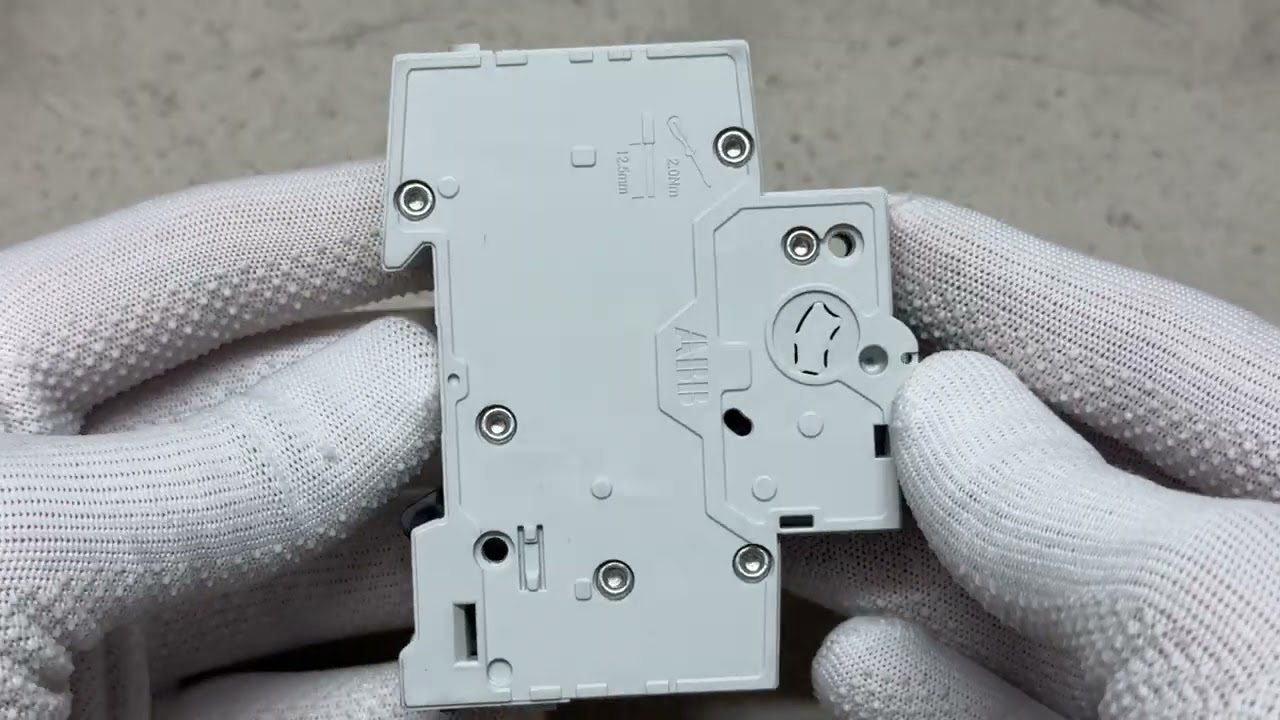 Автоматичний вимикач ABB BMS411-C25 1p 25A тип C серія Basic 2CDS641041R0254