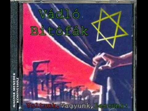 Vádló Bitófák Bevezető