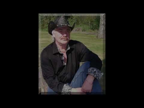 Helge Marsteintredet (2003 )Min ukjente kjærlighet. Med Øvind Moe, gitar og Knut Hagen på steelgitar