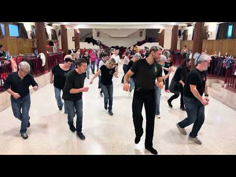 NOTHING GONNA CHANGE US 🫵🏼 by Alison, Colin, Jose, Gary, Lee, Rob, Esmeralda, Hayley , Line Dance 