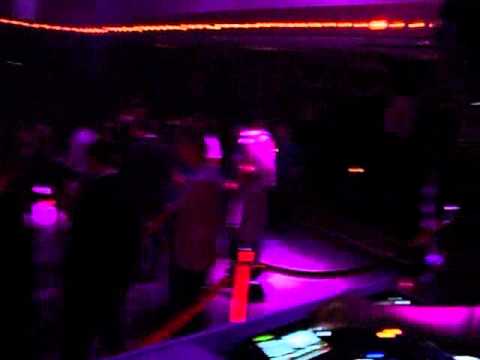 Elvario spinnin Marc Anthony ft. Pitbull - Rain Over Me (Quintino Remix) @ Panama A'dam 31-05-12