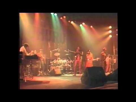 Black Uhuru - Part 3 - Tear It Up - 1981