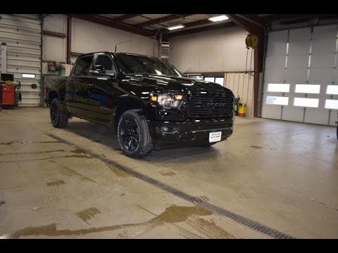 Зубило DeWALT 400 мм пикообразное, шестигранный хвостовик 19 мм (DT6940) Зубило DeWALT 400 мм пикообразное, шестигранный хвостовик 19 мм (DT6940)