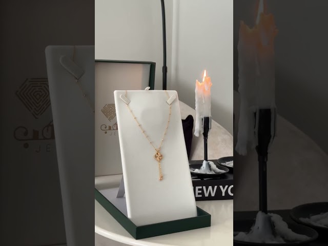 قلادة تصميم عالمي عيار21