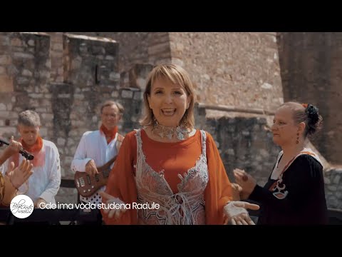 Bilja Krstić i Bistrik orkestar - Gde ima voda studena Radule (Official Video 4K)