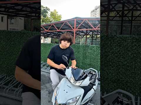 Motor kullanmasını öğrendim