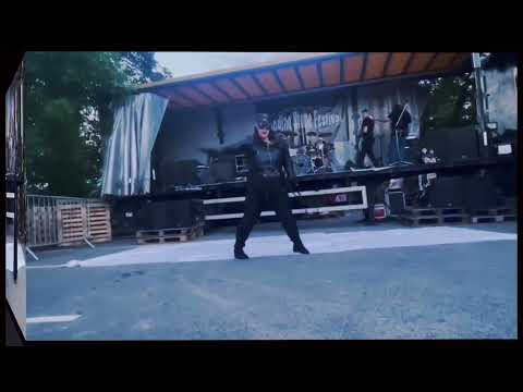 Solomon Sage & Jewels Of Emilia Topaz Burlesque Group @ Standing Stone Festival #1 2023