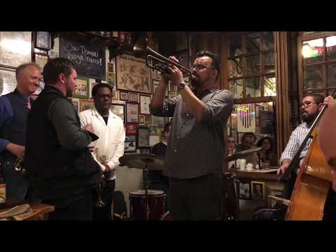 Estamos Aí (M. Einhorn/D. Ferreira) - D. D'Alcantara, F. Silveira, T. Alves e P. Vicente