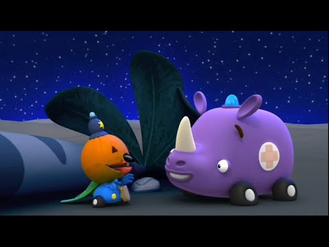 jungle junction funny halloween clip bobby is the jumpy pumpkin 