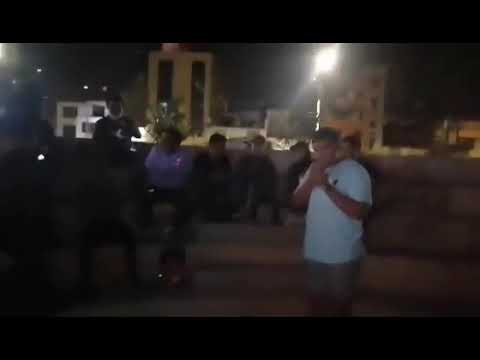 ofer vs Aka (kick back)- clasificatoria HUANCHACO Urban rap🤣🤣🤣minuto 3.05 😁