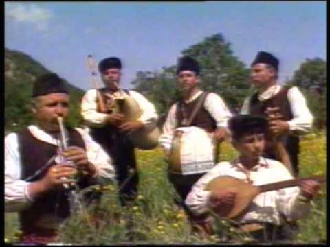 Folkloren Ansambl "KITKA" Istibanja, Makedonija - "Neven kitka"