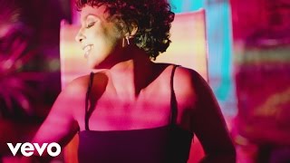 Raquel Sofía - Ron de Azúcar (Official Video)