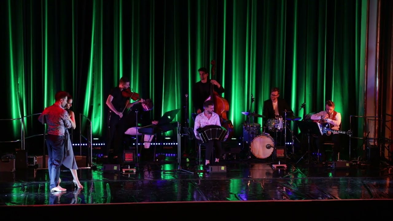 Bandonegro - Oblivion. Live in Berlin Babylon. Dancing Evi Sofra and Sven Elze.