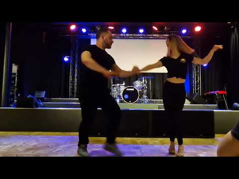 Bachata Sensual intermedia Jazzy & Sara 21.02.23