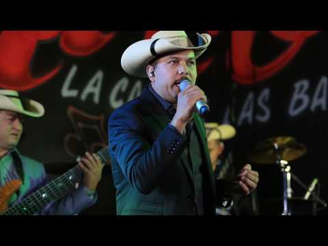 LA LEY DE MICHOACAN - EL PATA DE PERRO (EN VIVO)