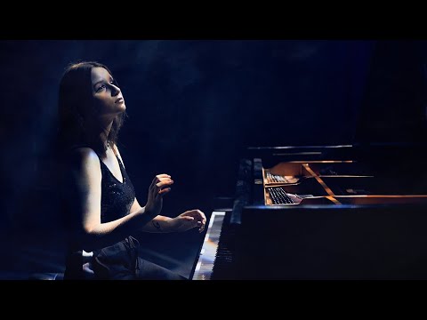 Karolina "Caroline" Ziemlicka - Nie chcę być tobą (Official Video)