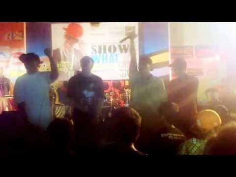 EL Pacino ft. Soul 2 Playa - Young Hustler ( Live at Wonosobo 2012)